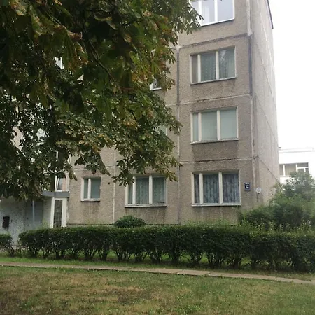 12 Riekstu Iela Διαμέρισμα