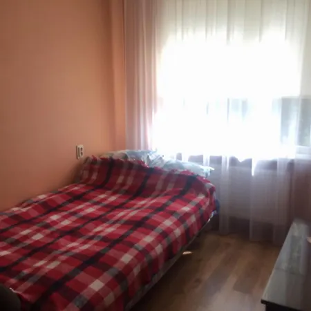 12 Riekstu Iela Διαμέρισμα